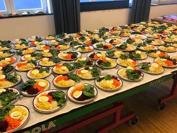 Salatteller beim Offenen Nachmittag